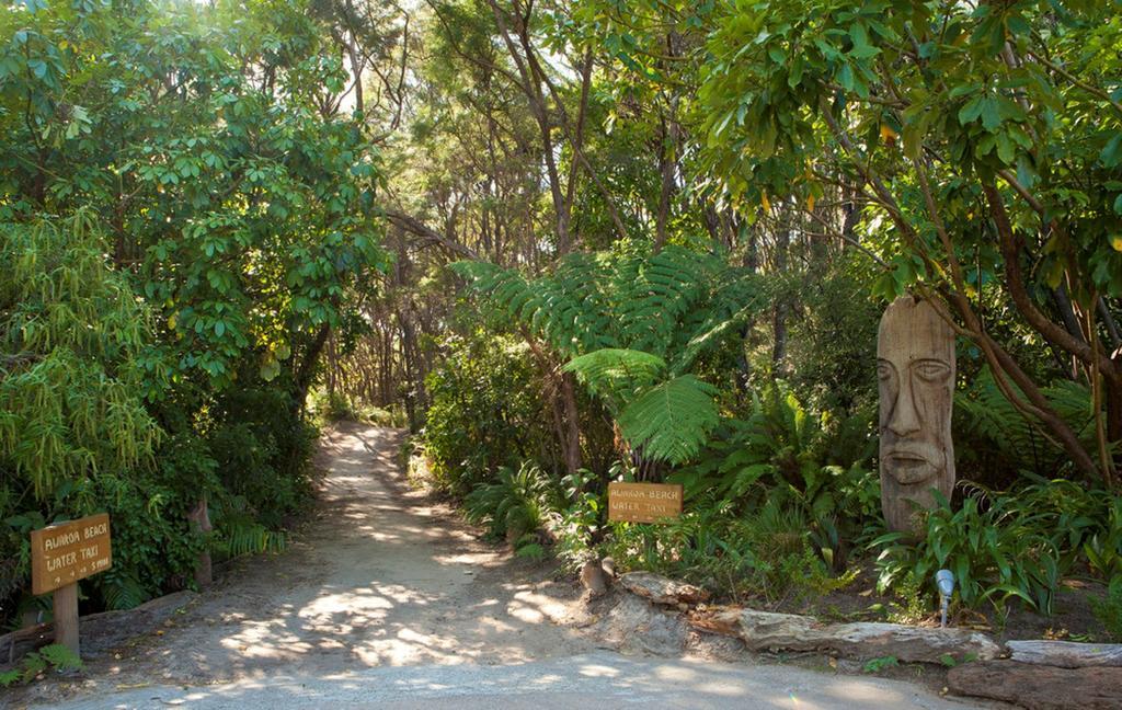 Awaroa Lodge Exterior photo
