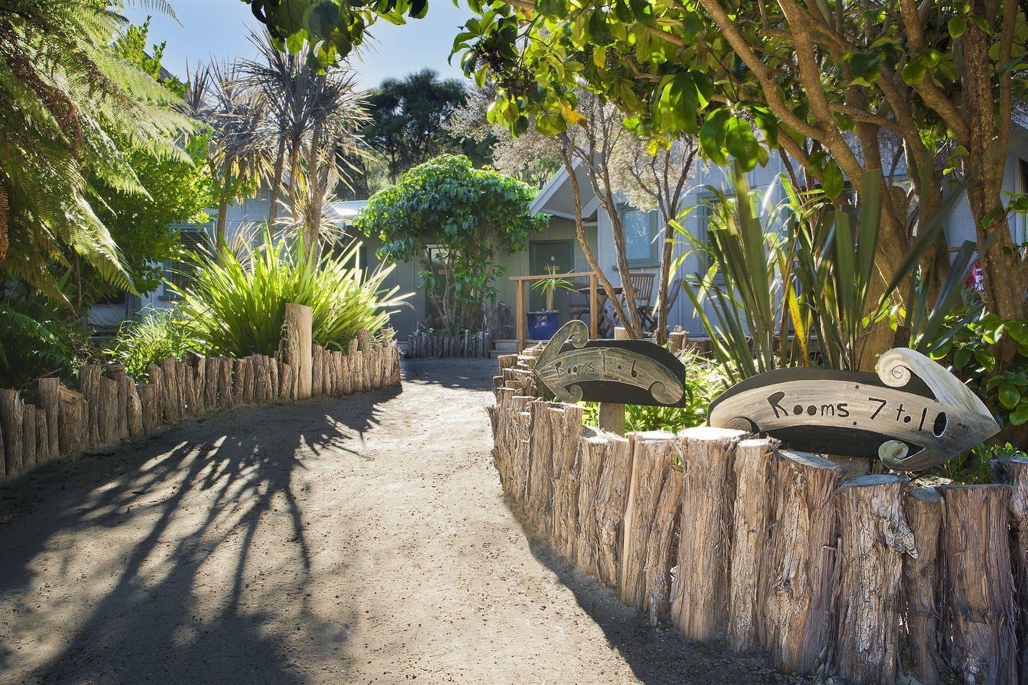 Awaroa Lodge Exterior photo
