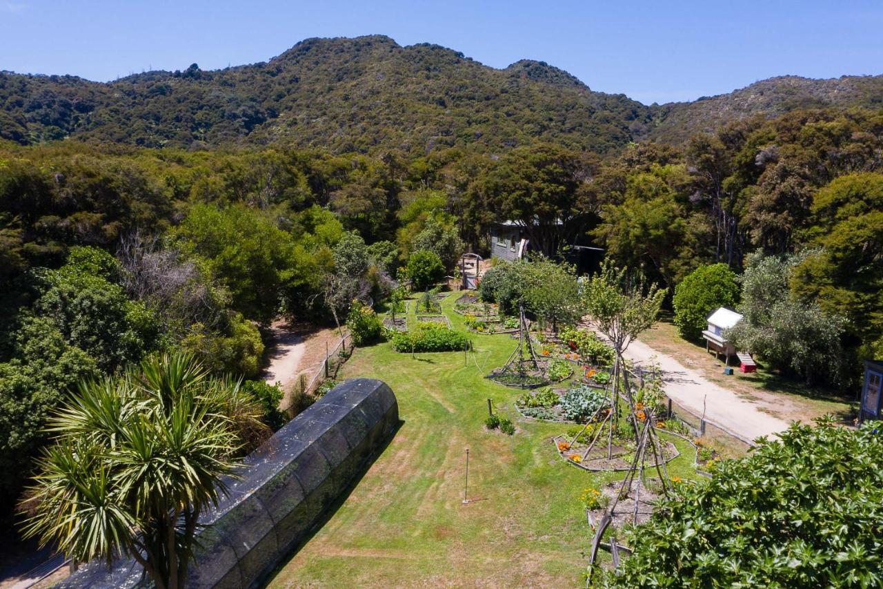 Awaroa Lodge Exterior photo
